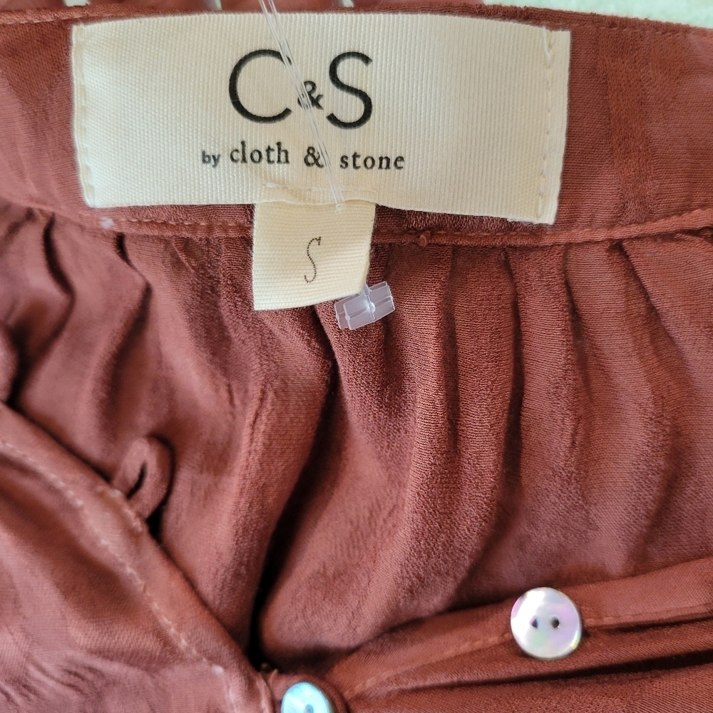 Women's Brown Button-Up Top - Picture 8 of 13